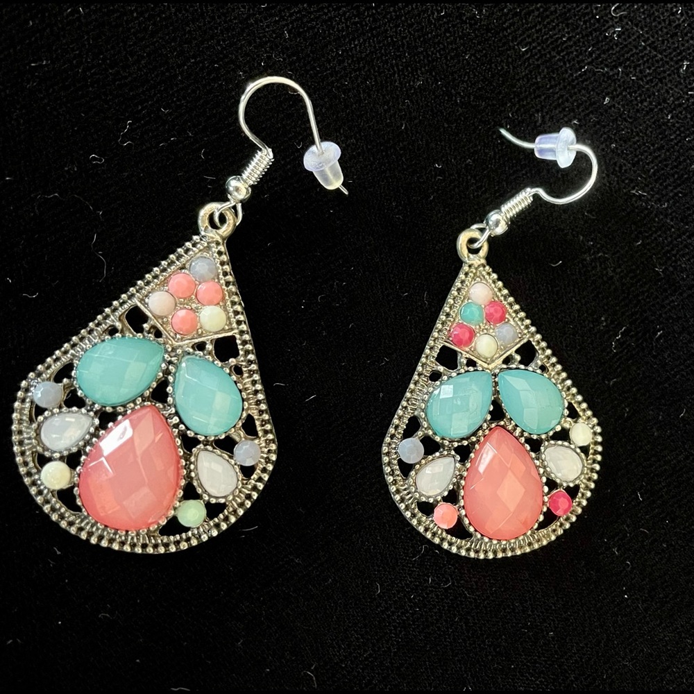 Vintage Earrings and Coordinating Necklace